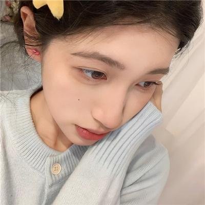 爱长颈鹿的女人